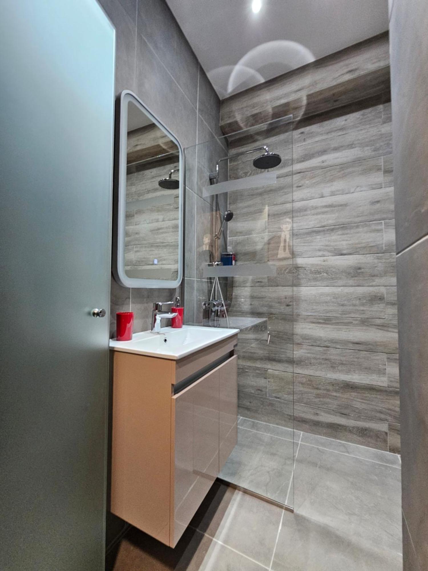 Dione Luxury Business Suite In The Heart Of Athens Ngoại thất bức ảnh